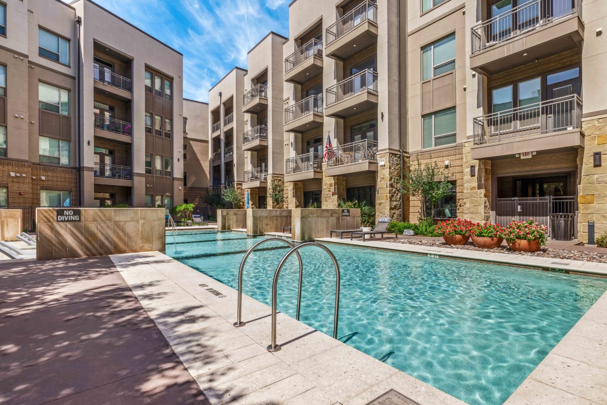 Bexley Frisco Station outdoor pool