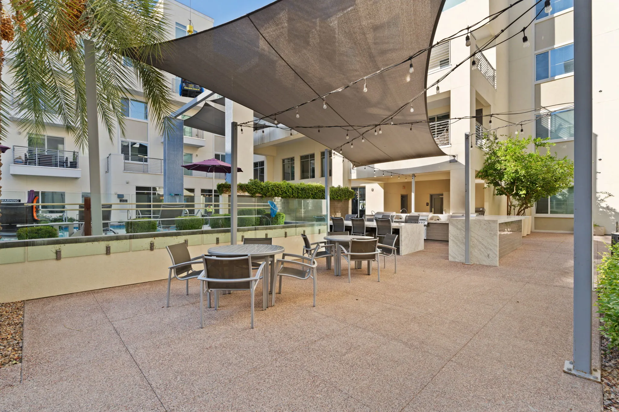 Axis Camelback Courtyard